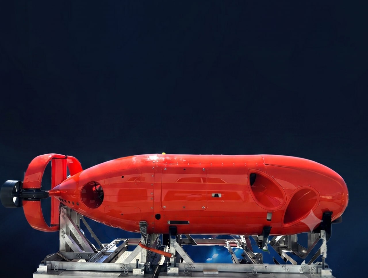 Aquanaut® Mk2 all-electric untethered hybrid AUV/ROV on its deployment cradle